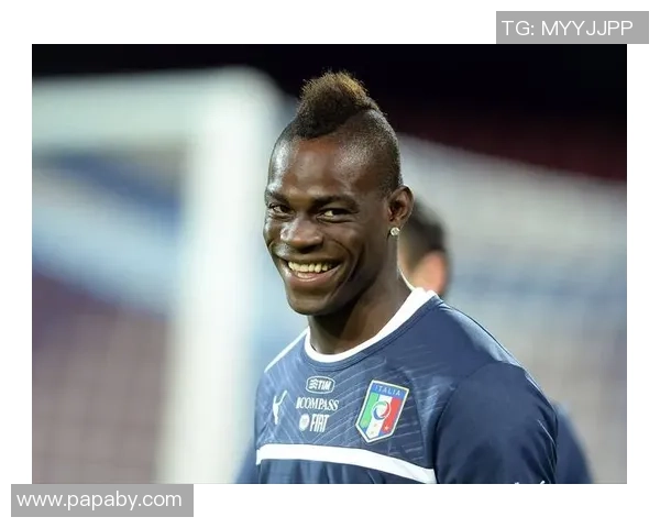 全球足球六大球星排名揭晓 每位球员背后的传奇故事与成就分析 全球足球六大球星排名揭晓 每位球员背后的传奇故事与成就分析